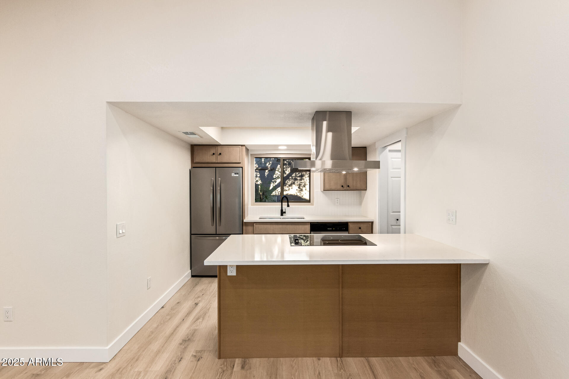 1514 W LOUGHLIN Drive