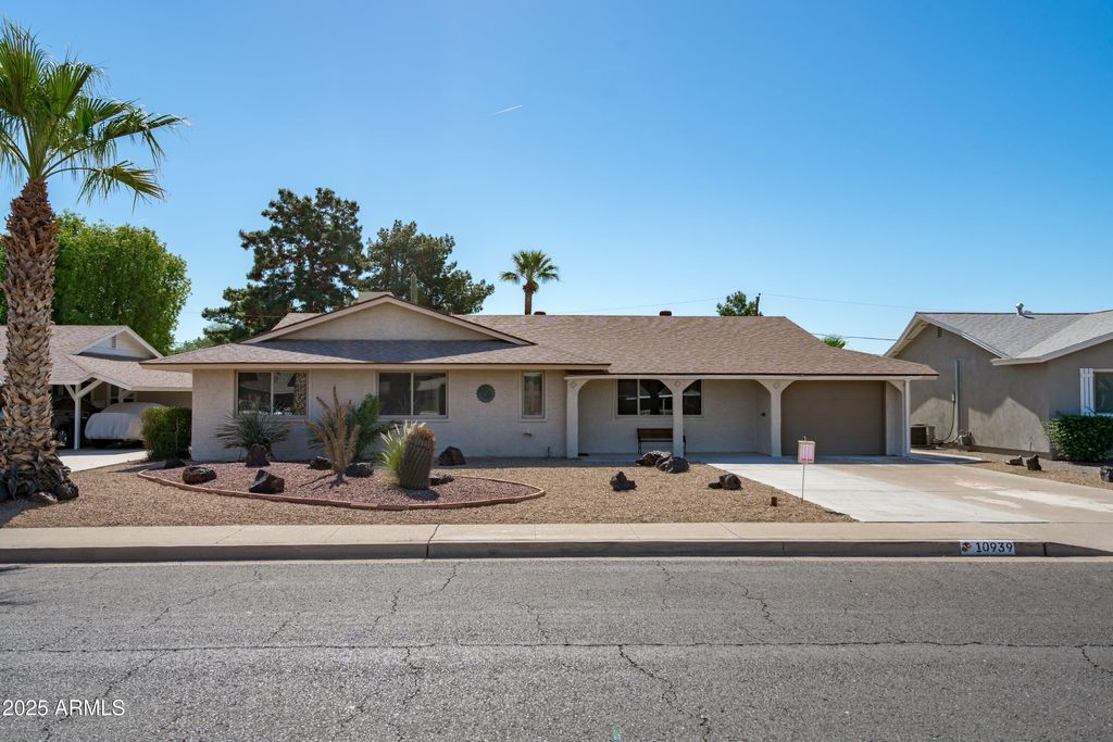 Photo of 10939 W Sun City Boulevard, Sun City, AZ 85351 (MLS # 6923205)