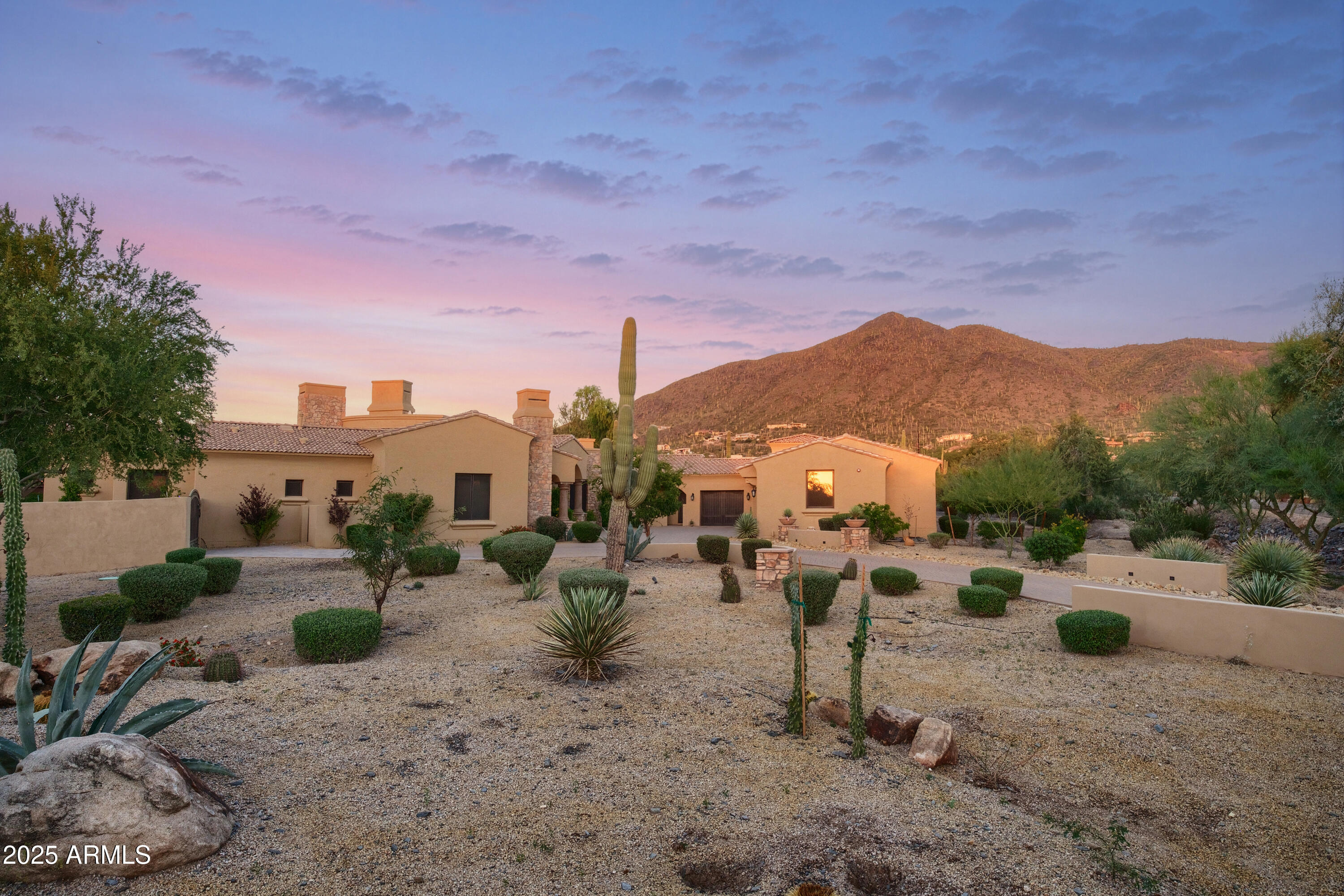 5694 E Canyon Ridge North Drive