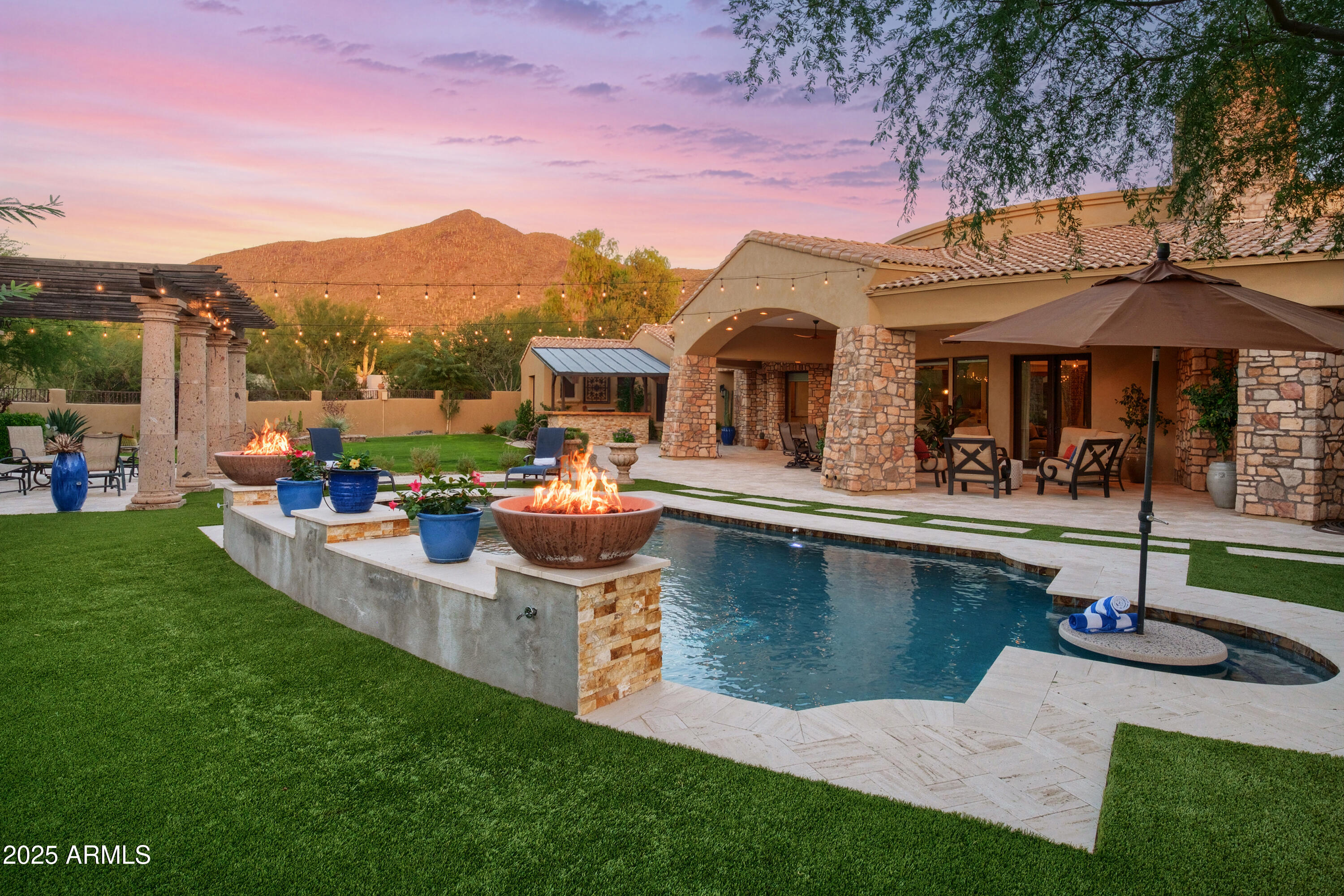 5694 E Canyon Ridge North Drive