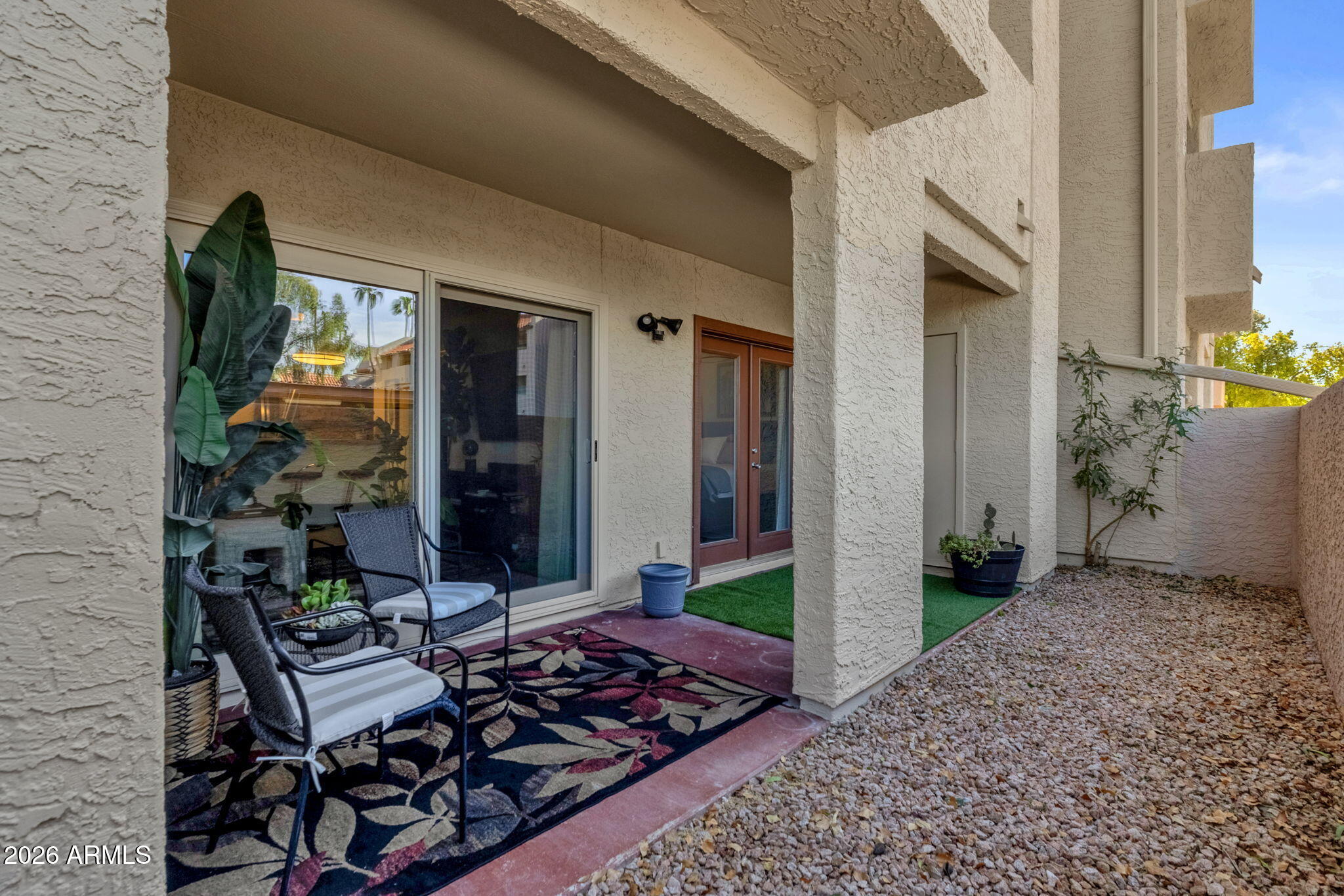 540 N MAY Street 1073