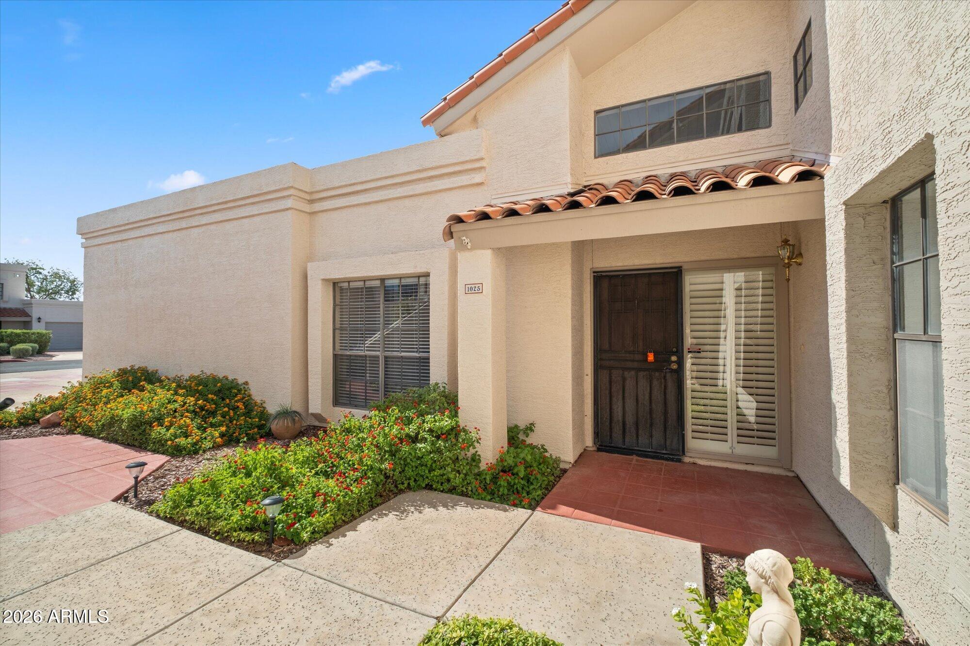 7800 E LINCOLN Drive 1025