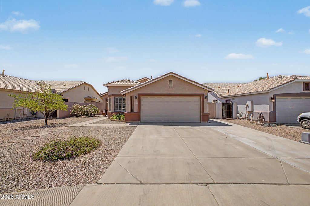 Photo of 3239 E Woodside Way, Gilbert, AZ 85297 (MLS # 7028645)