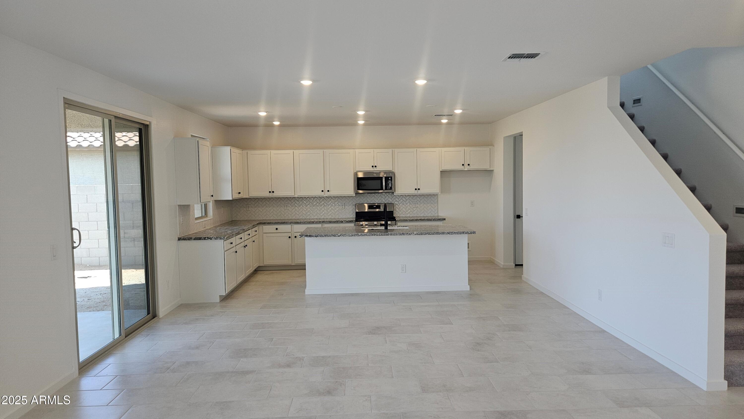 15584 W HACKAMORE Drive