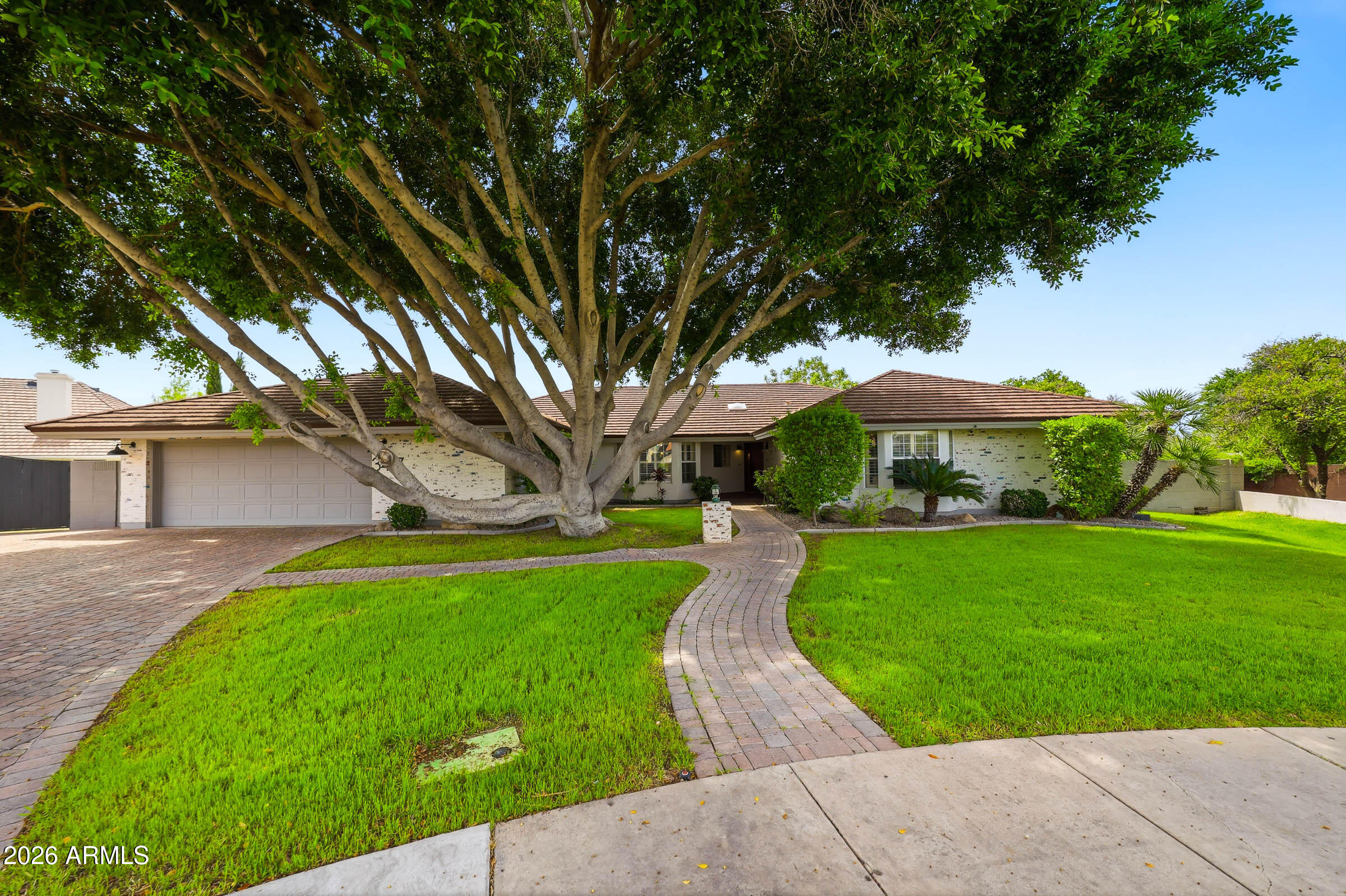 3417 E ELMWOOD Street