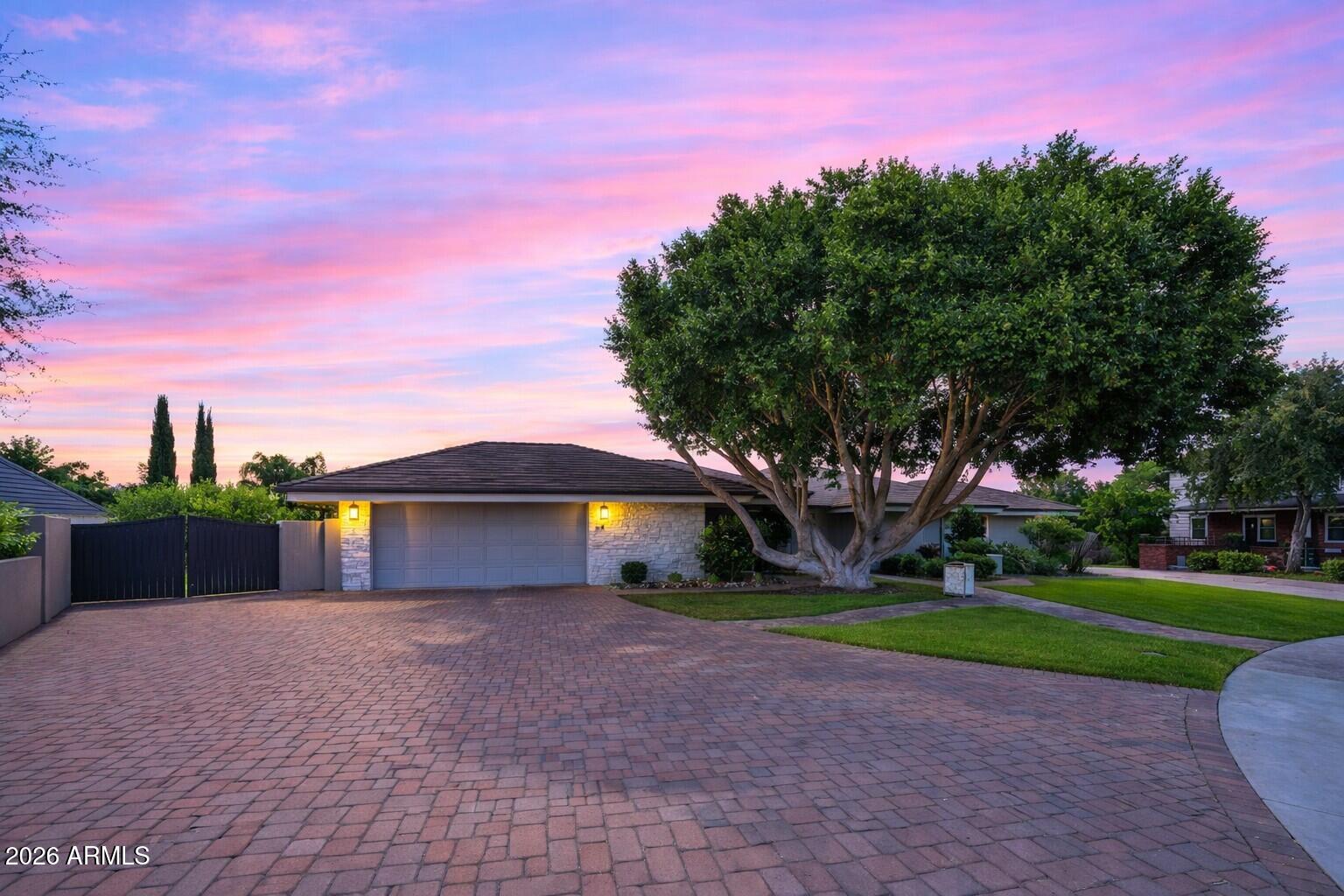 3417 E ELMWOOD Street