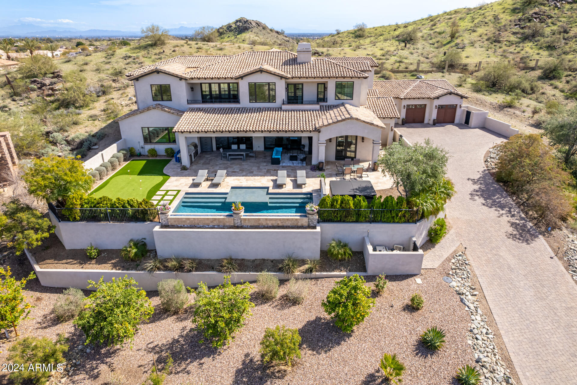 AHWATUKEE CUSTOM ESTATES - Residential