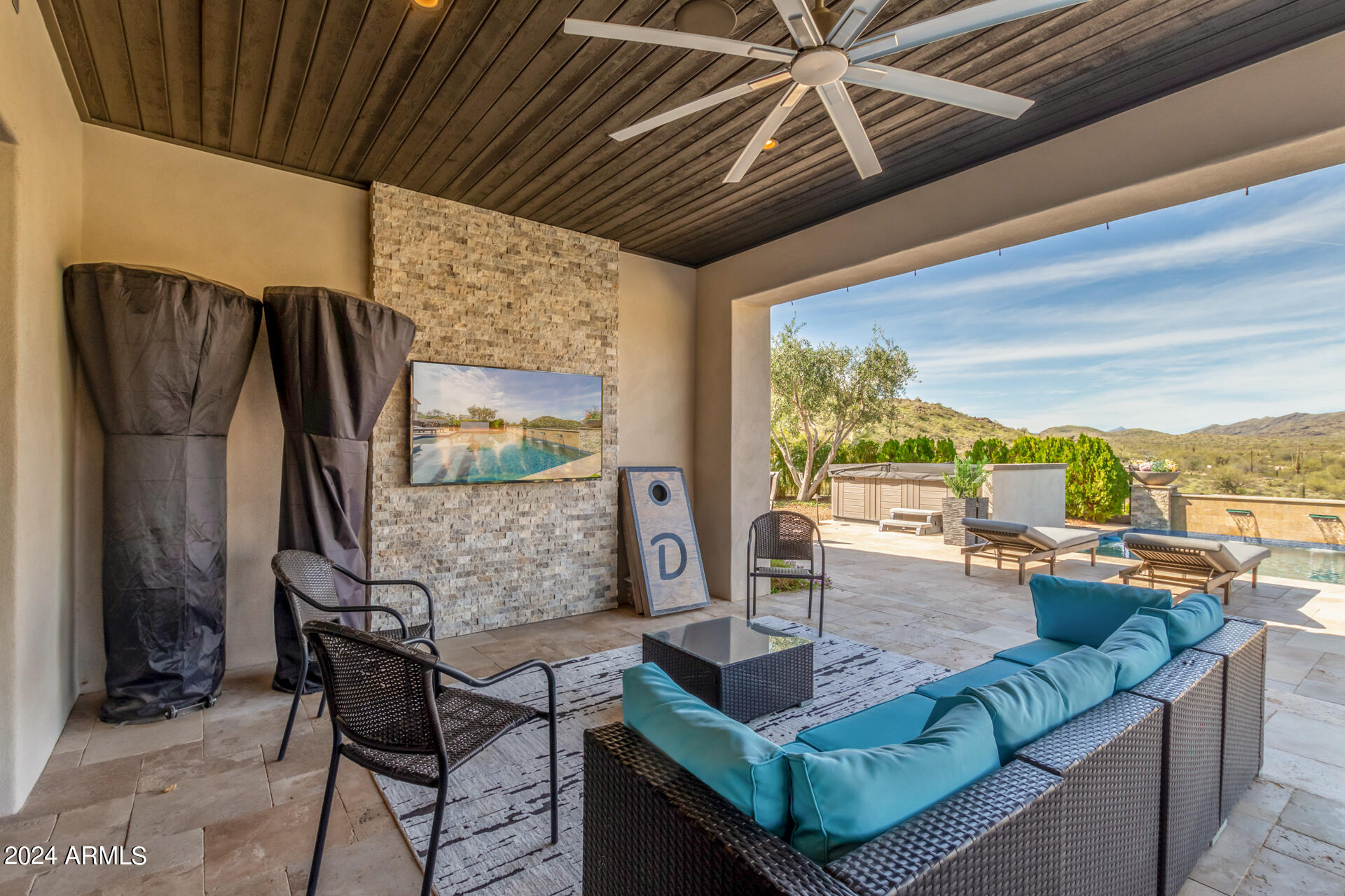 AHWATUKEE CUSTOM ESTATES - Residential