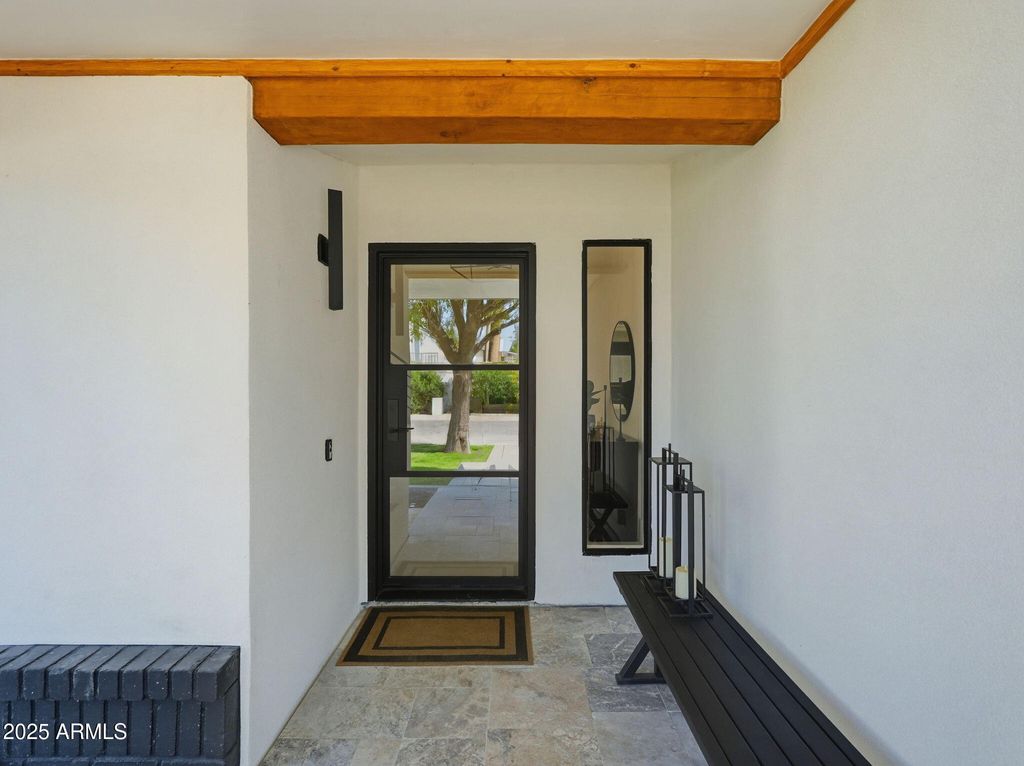 Photo of 6613 N 81st Place, Scottsdale, AZ 85250 (MLS # 6944436)