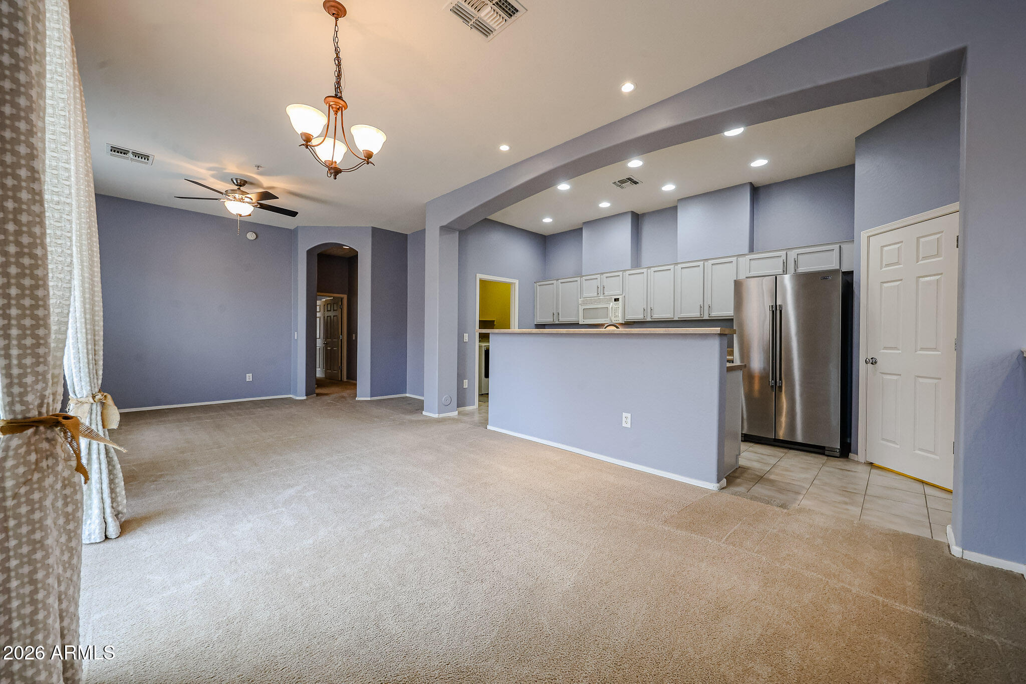 42424 N GAVILAN PEAK Parkway 25206