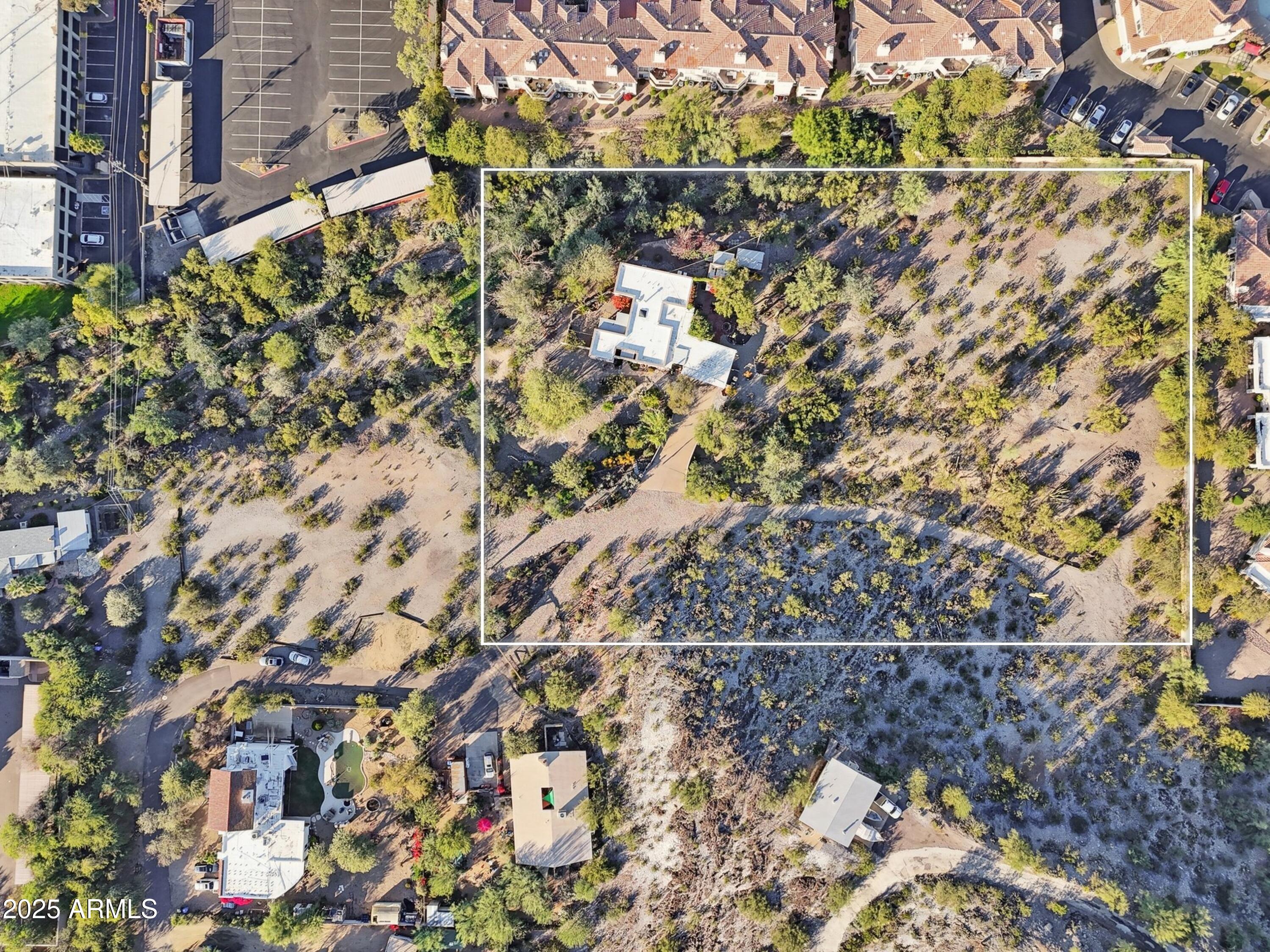 1720 E PLEASANT Drive -