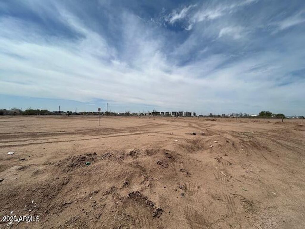 Photo of 4003 S 12th Street #1, Phoenix, AZ 85040 (MLS # 6864115)