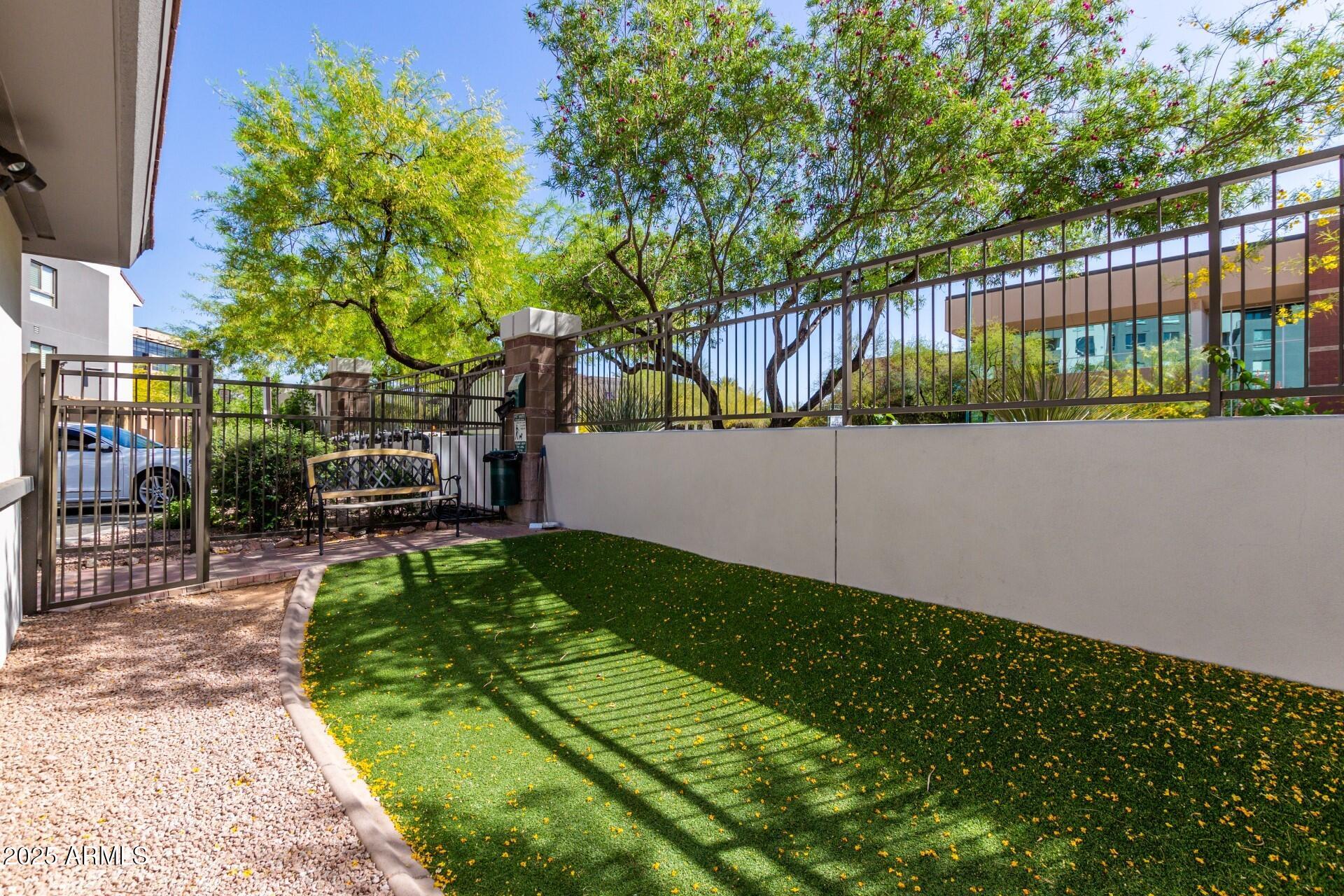 LANDMARK CONDOMINIUM 2 2ND AMD - Residential