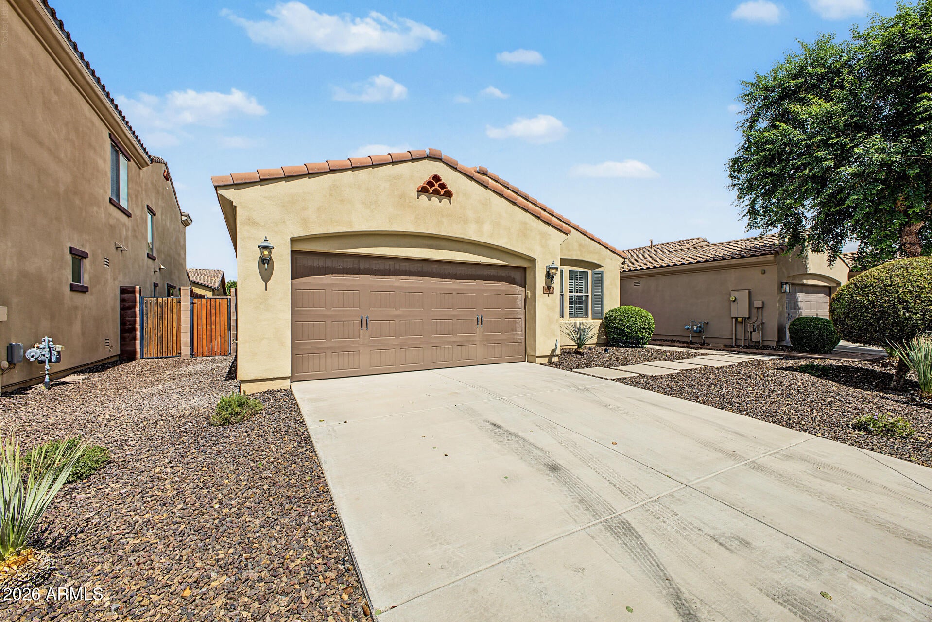 4410 E CAMPO BELLO Drive