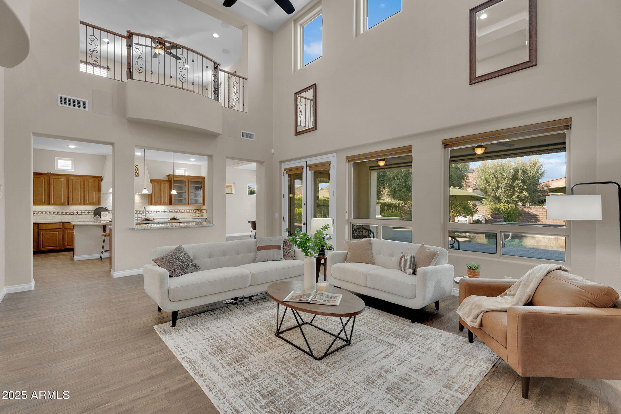 1656 E COPPER Hollow