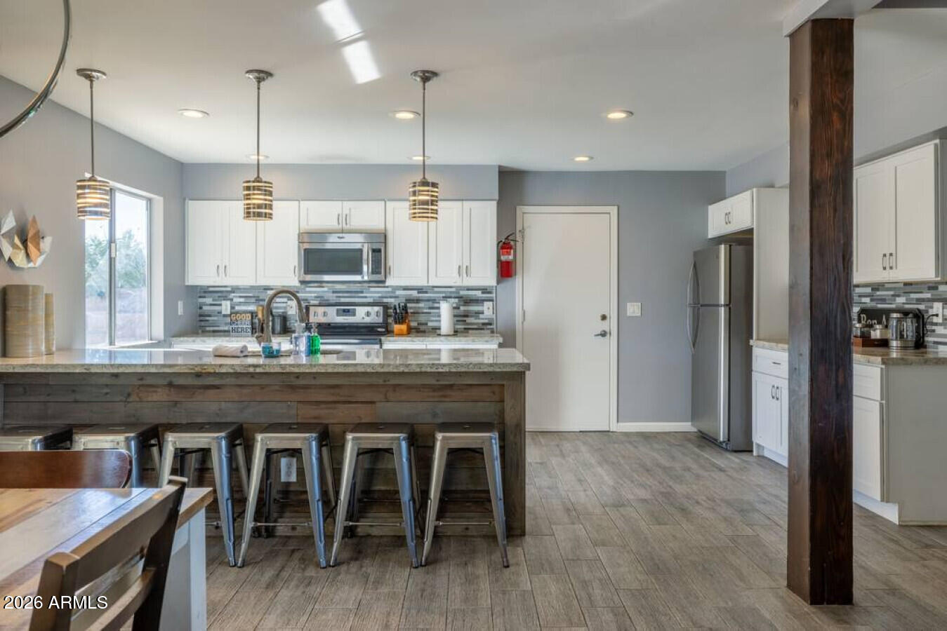 6421 E CAMINO DE LOS RANCHOS --