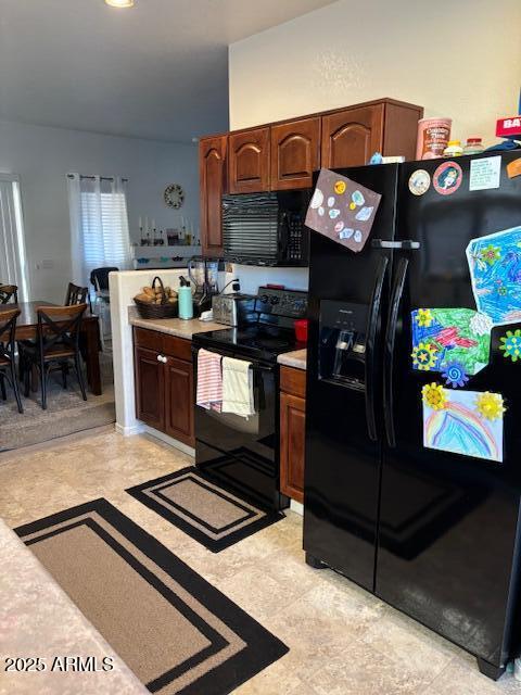 2553 E LA COSTA Drive