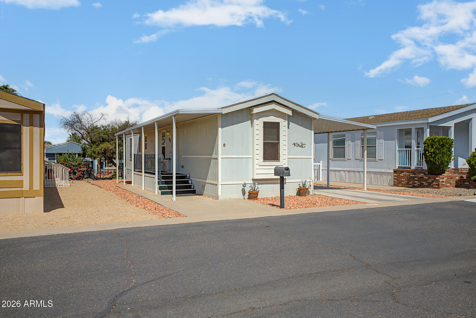 2131 E UNION HILLS Drive M6
