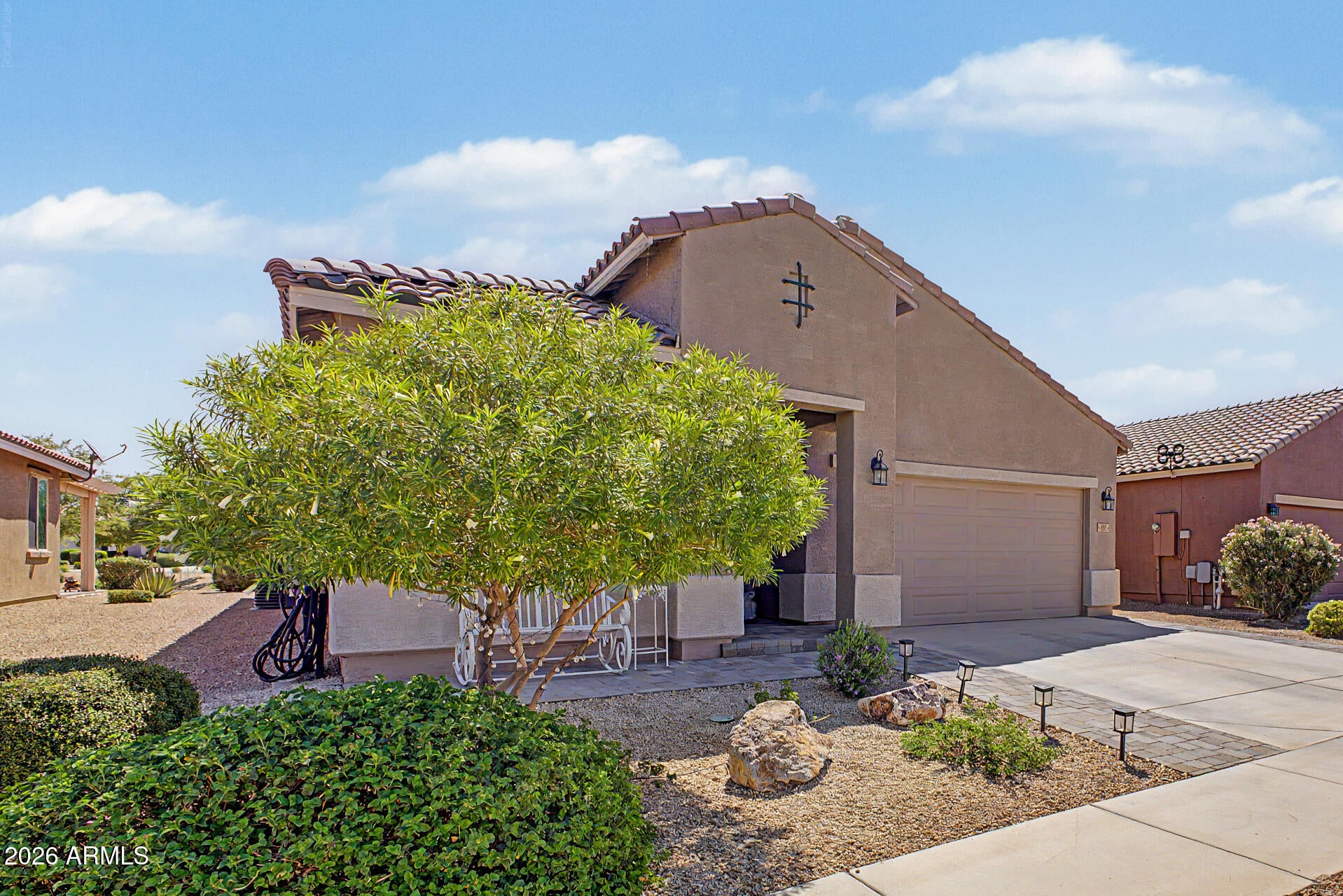 602 N Rainbow Way