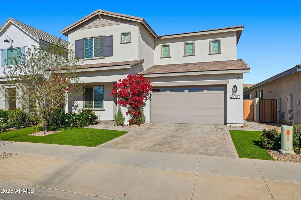 Photo of 22728 E Saddle Way, Queen Creek, AZ 85142 (MLS # 6975847)