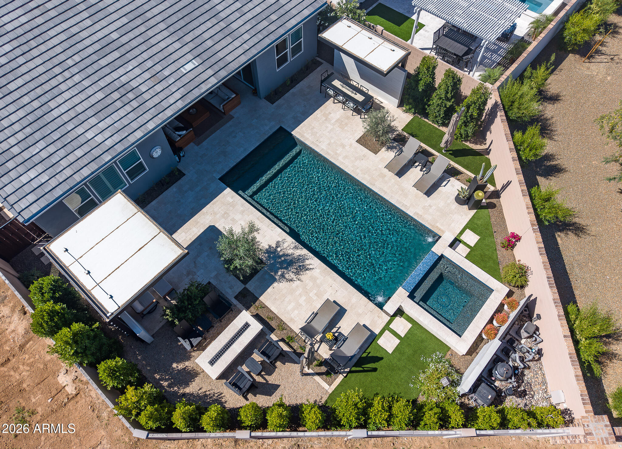 17702 W GUTHRIE Street