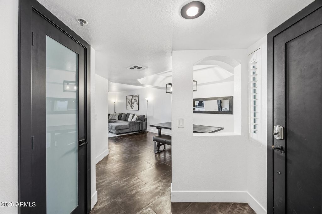 Photo of 5104 N 32nd Street #324, Phoenix, AZ 85018 (MLS # 7000206)