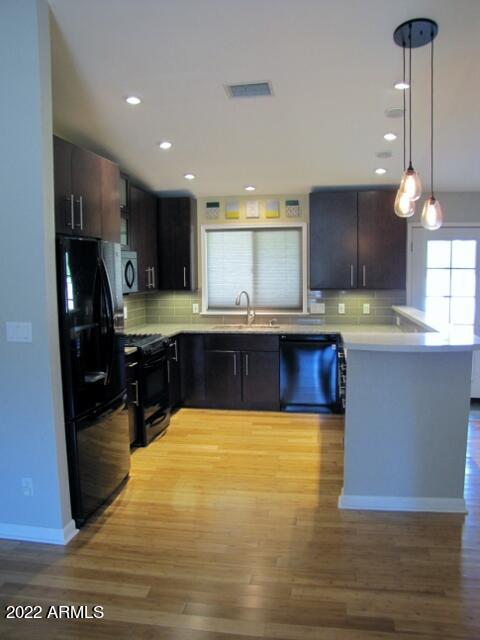 TRACT UNIT 115 AMD - Residential Lease