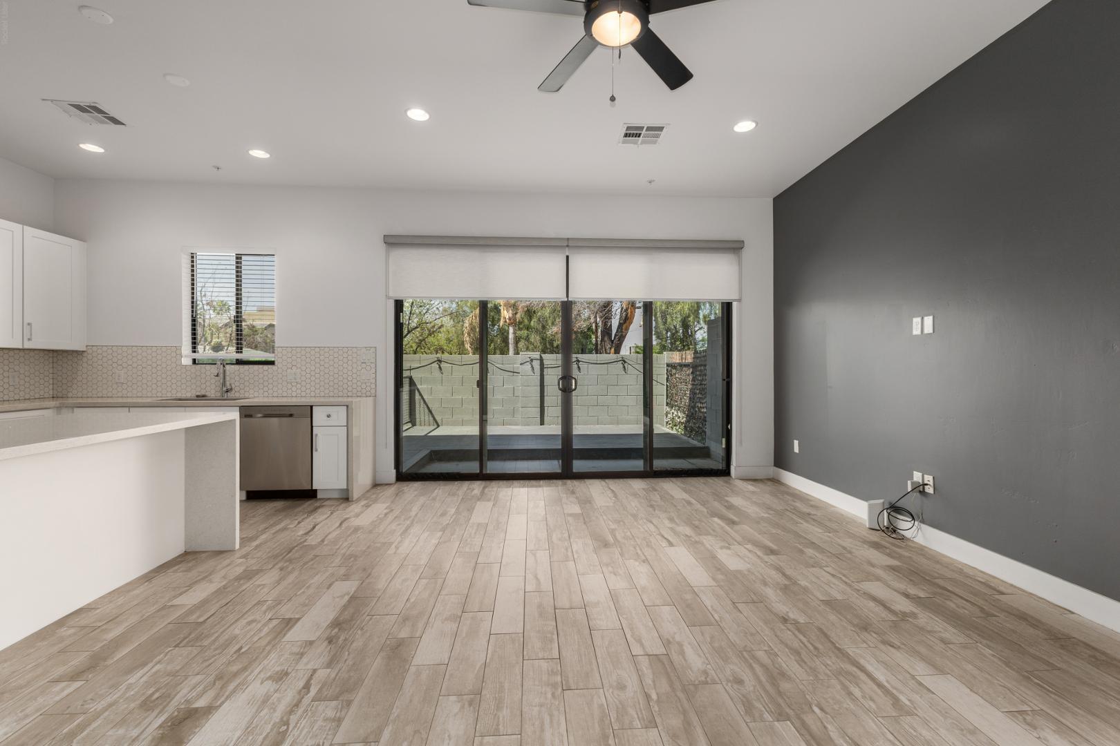 4222 N 21st Street 8