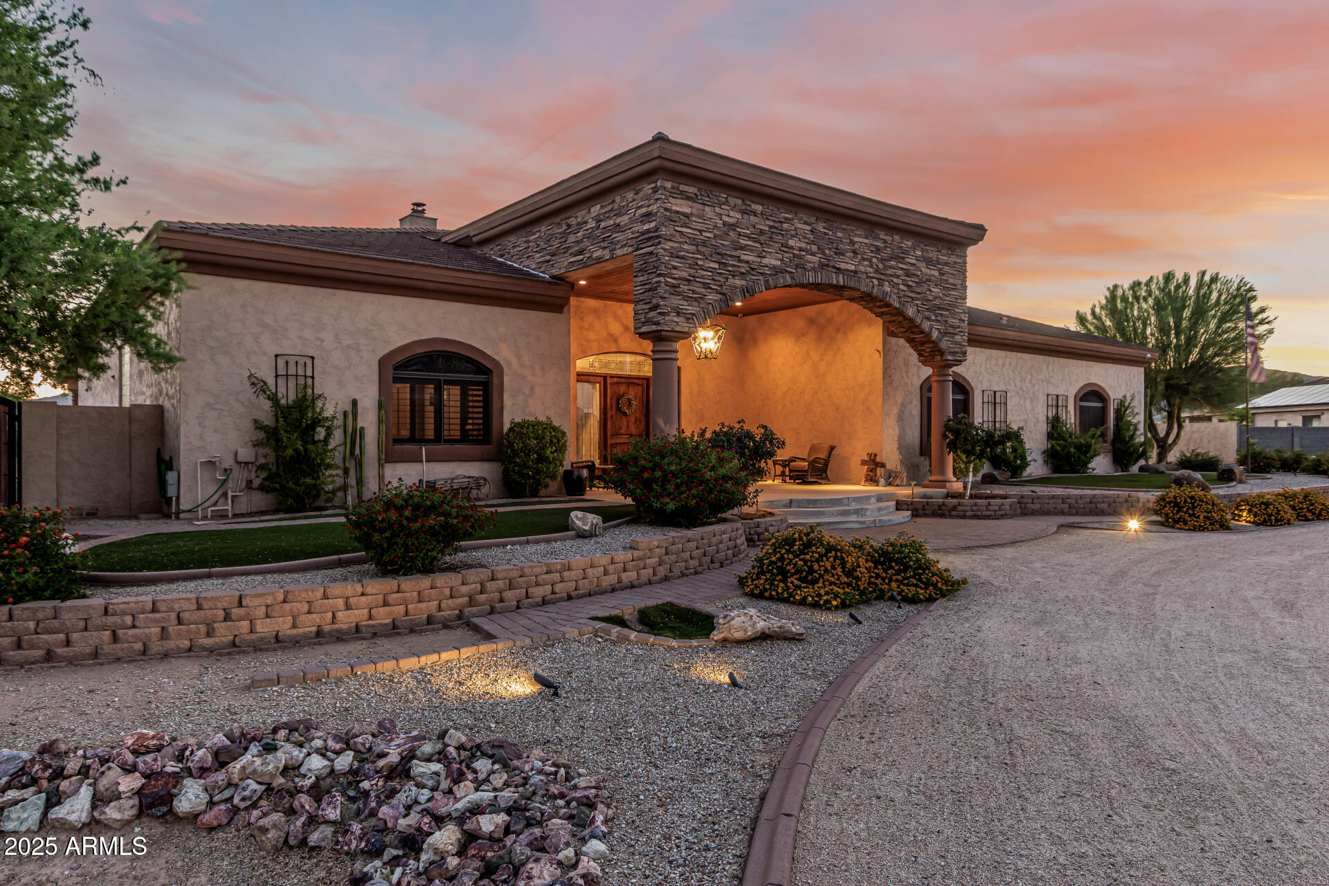 3718 N BRIERE Court