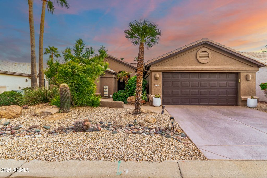 Photo of 15531 W Piccadilly Road, Goodyear, AZ 85395 (MLS # 6953578)