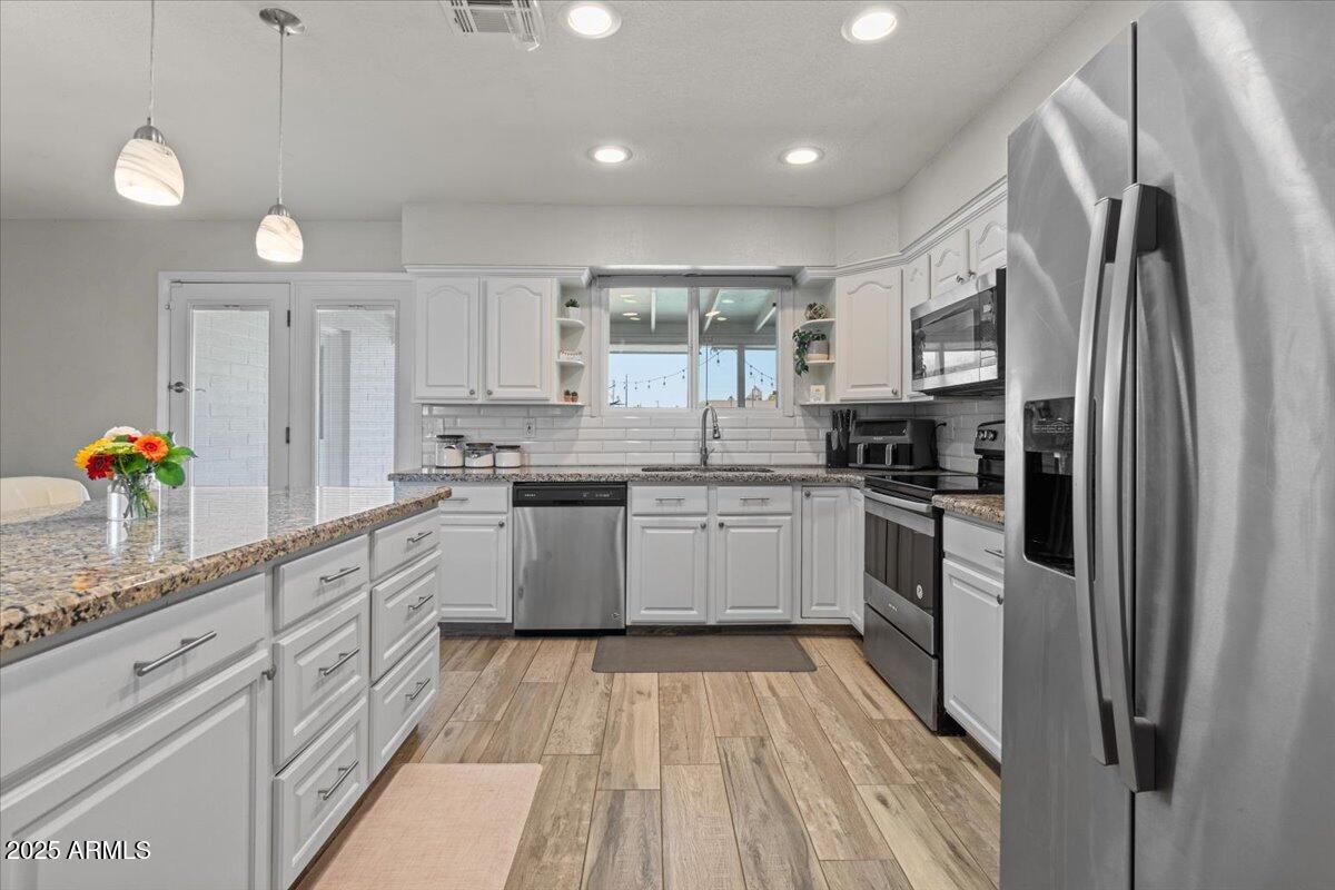 Mesa, Arizona 85203, United States, 4 Bedrooms Bedrooms, ,2 BathroomsBathrooms,Residential,Pending,155789