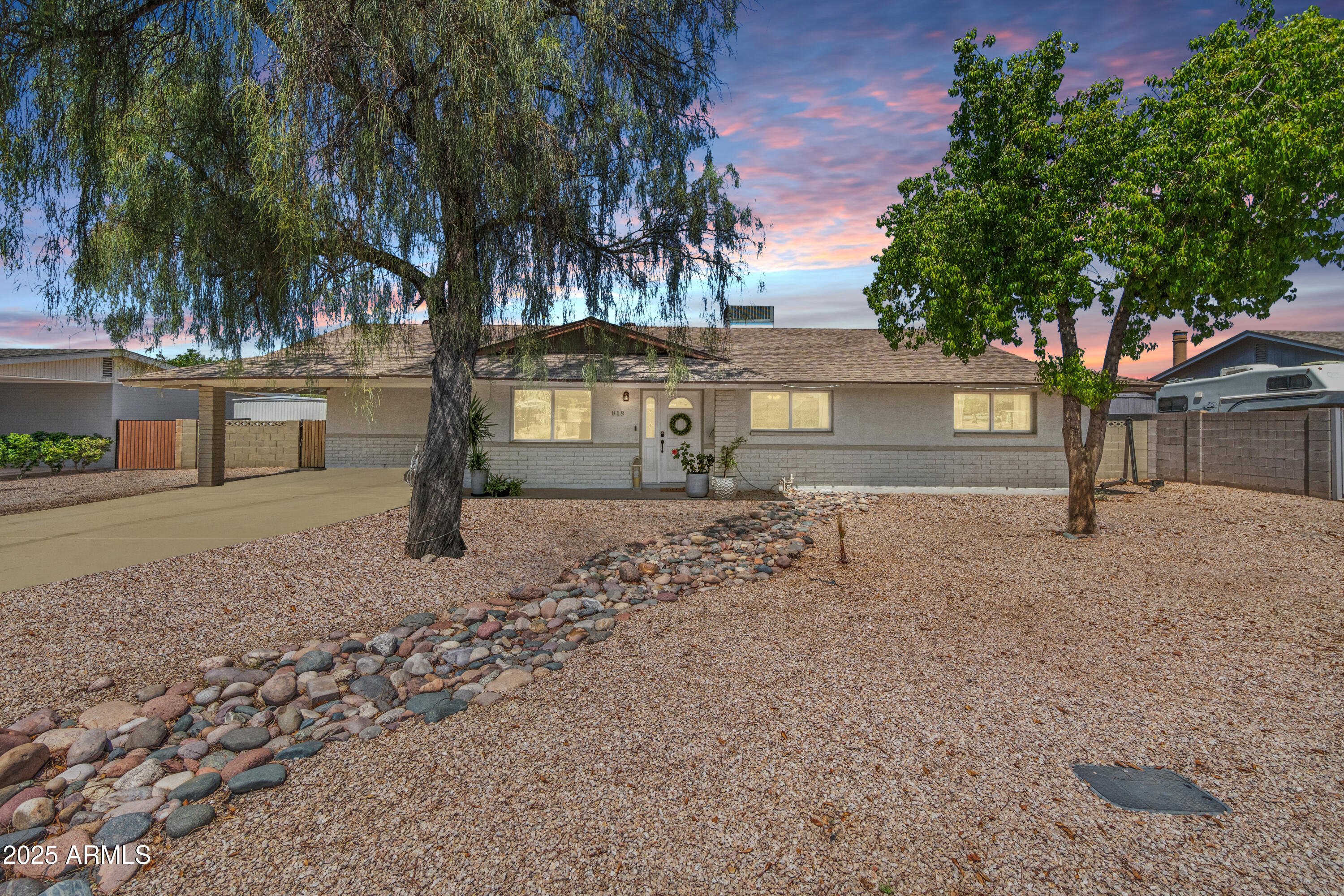 Mesa, Arizona 85203, United States, 4 Bedrooms Bedrooms, ,2 BathroomsBathrooms,Residential,Pending,155789