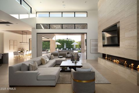 5333 E VIA LOS CABALLOS -- Paradise Valley AZ 85253