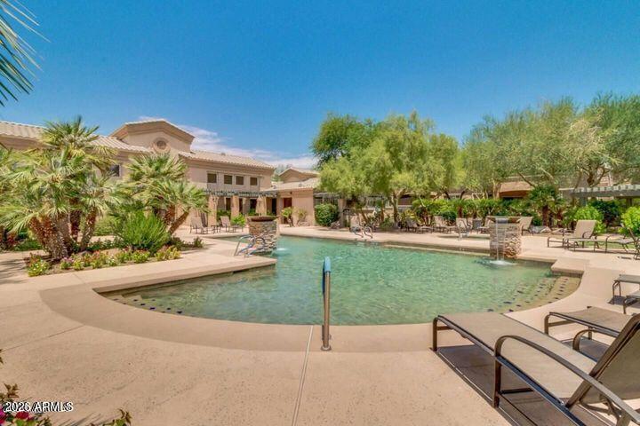 16013 S DESERT FOOTHILLS Parkway 2055