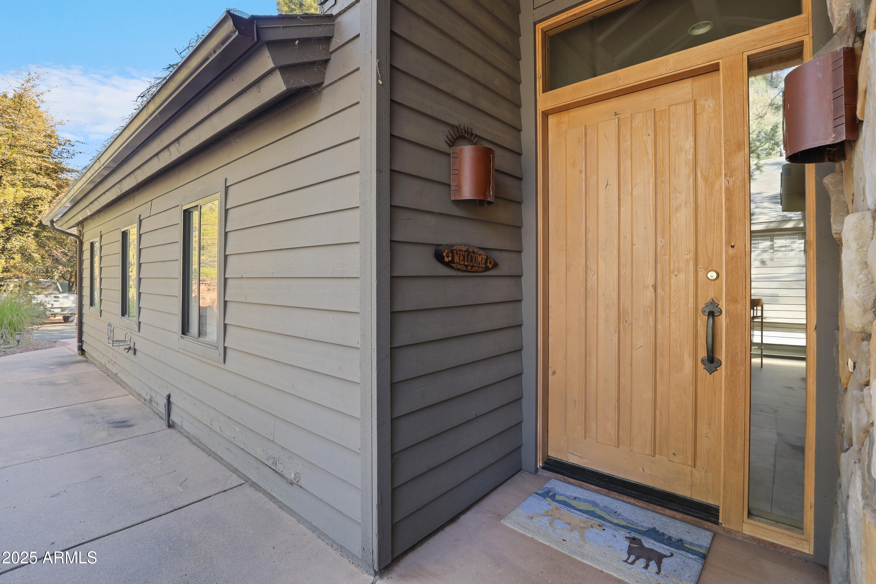 2607 E PINE ISLAND Lane