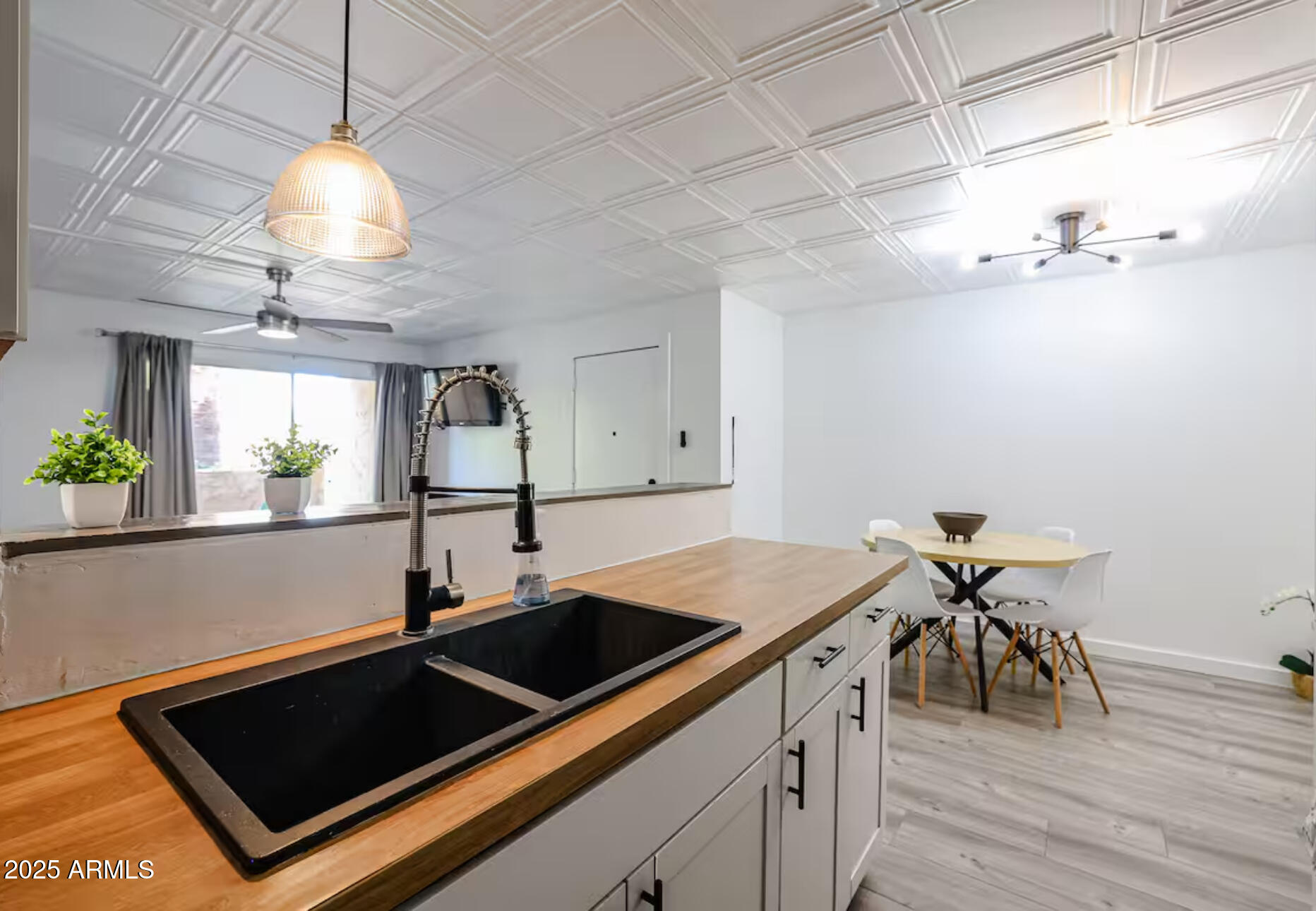 Search Homes 4 8055 E Thomas Road 104