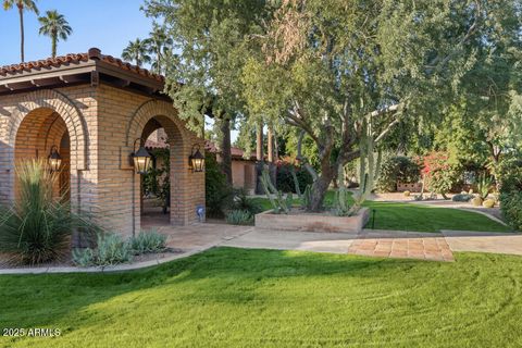 Photo of 5401 E Mariposa Street, Phoenix, AZ 85018 (MLS # 6956263)