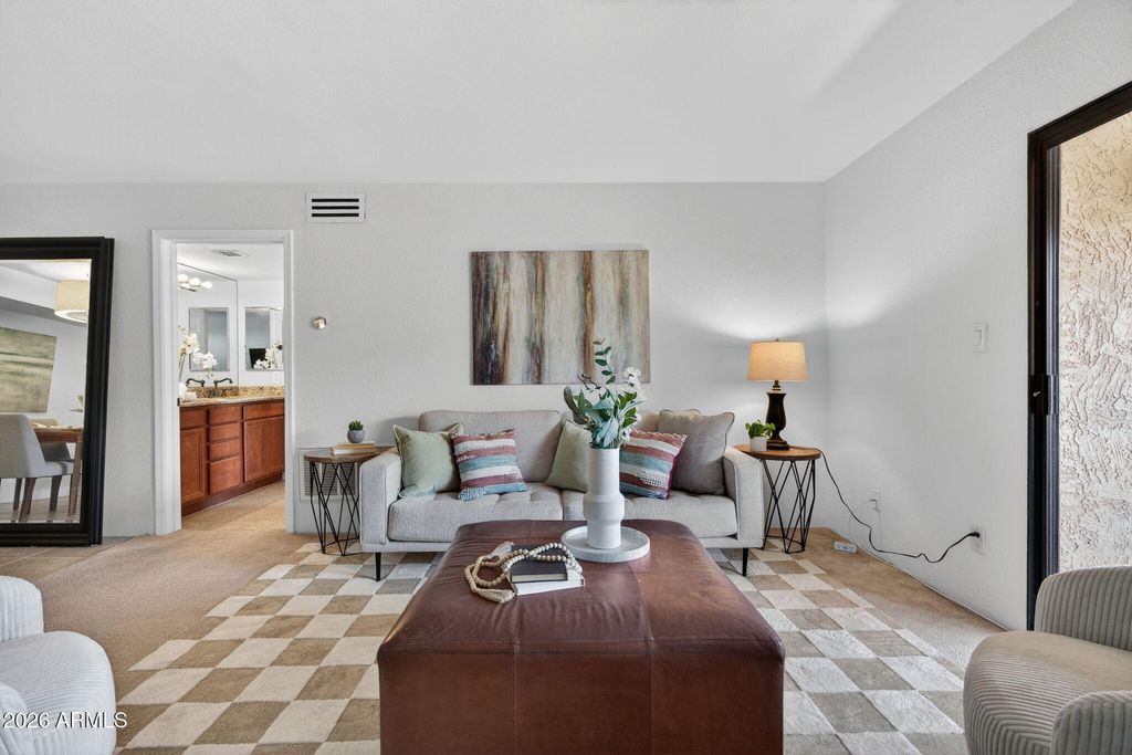 Photo of 8500 E Indian School Road #233, Scottsdale, AZ 85251 (MLS # 7001391)