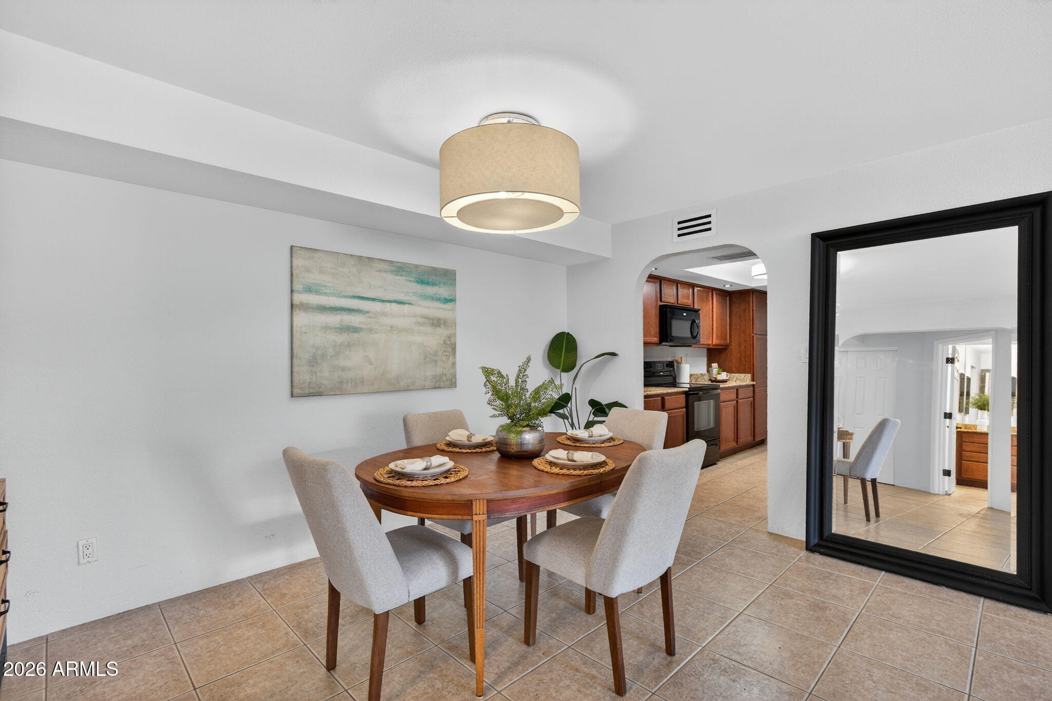 8500 E INDIAN SCHOOL Road 233