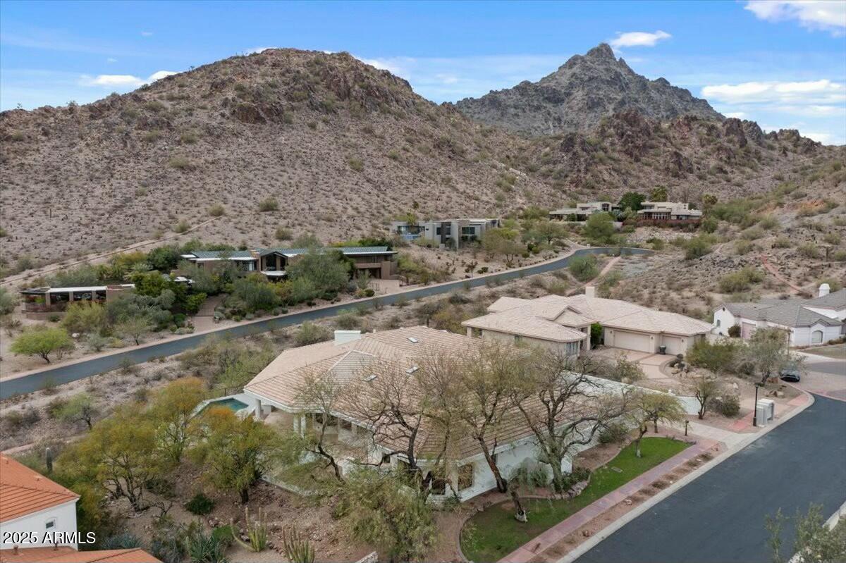6602 N ARIZONA BILTMORE Circle