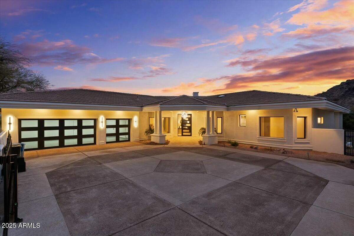 6602 N ARIZONA BILTMORE Circle