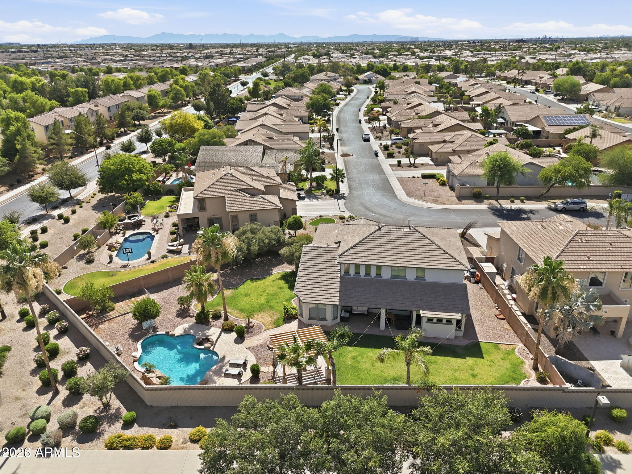1961 S PHEASANT Drive