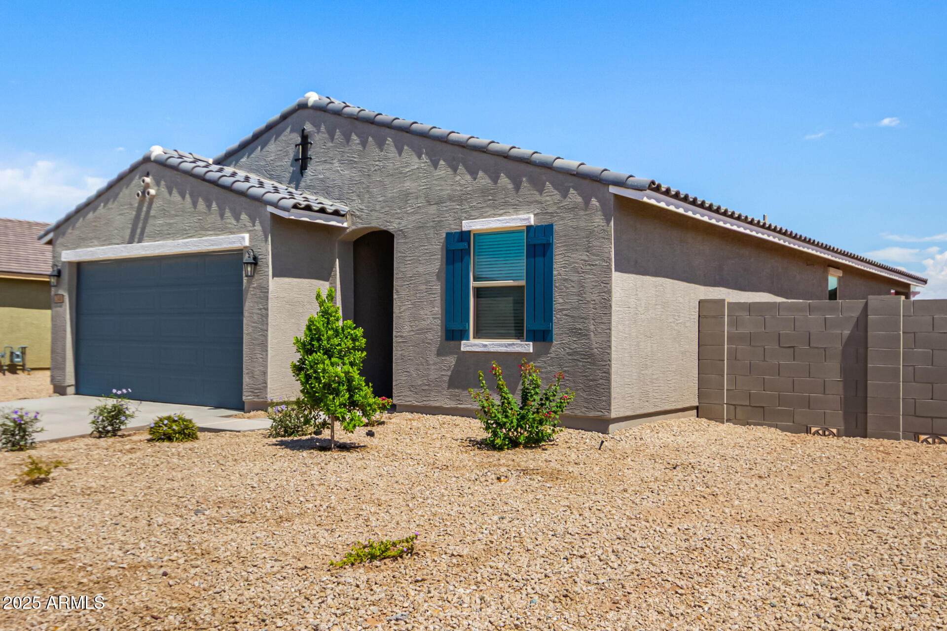 348 S SAN ANTONIA Lane