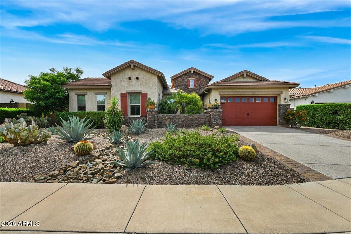 5709 E PARNELL Drive
