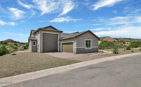 A home in Rimrock