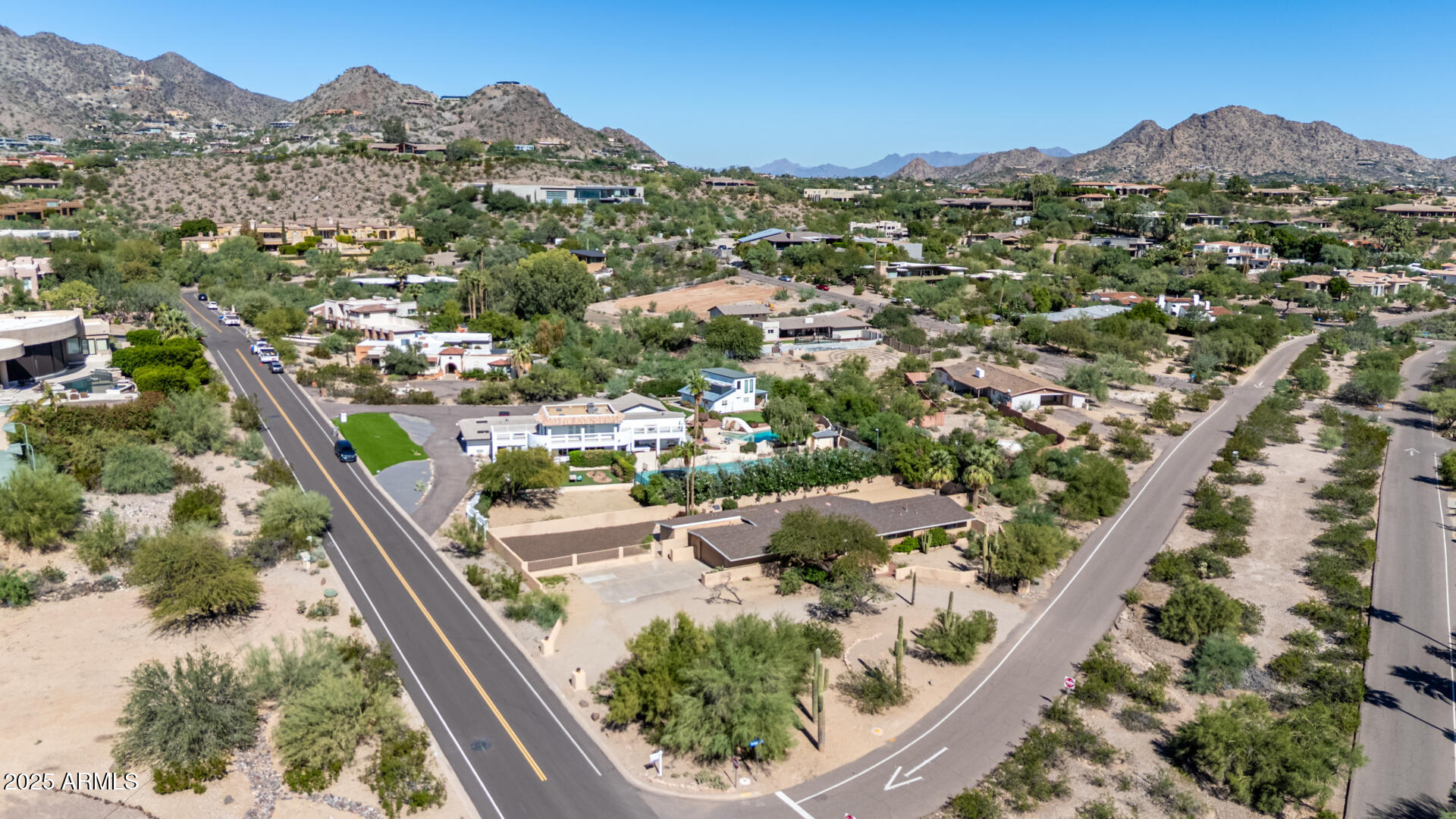 4002 E MCDONALD Drive