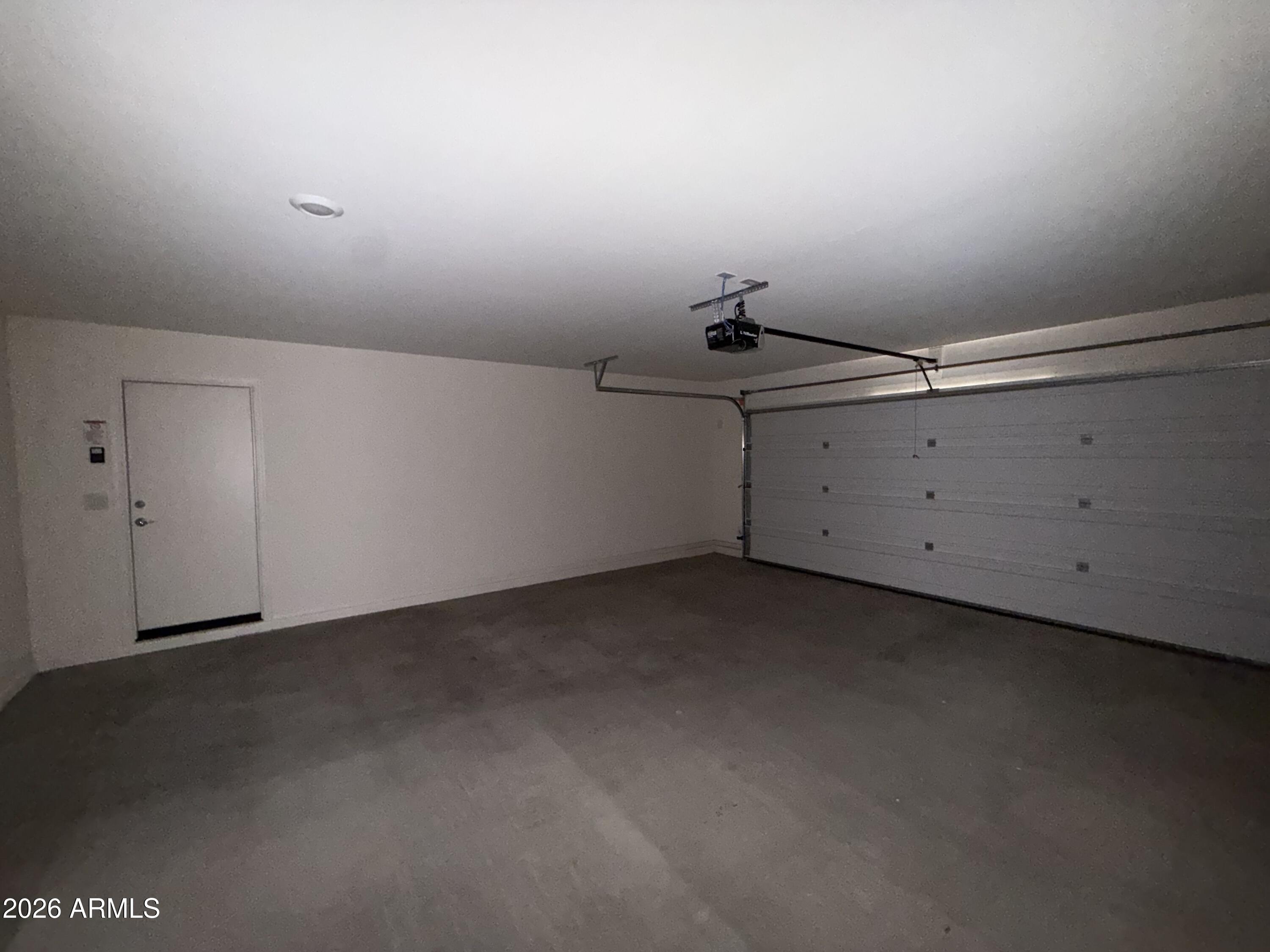 25744 W WINSTON Drive
