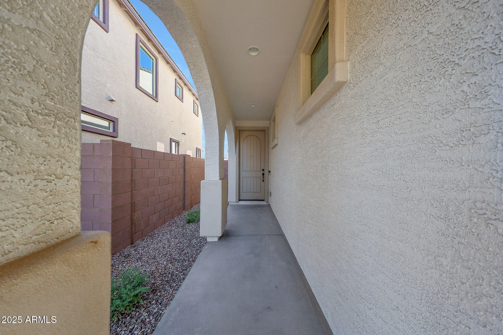 5622 W TOP HAND Trail