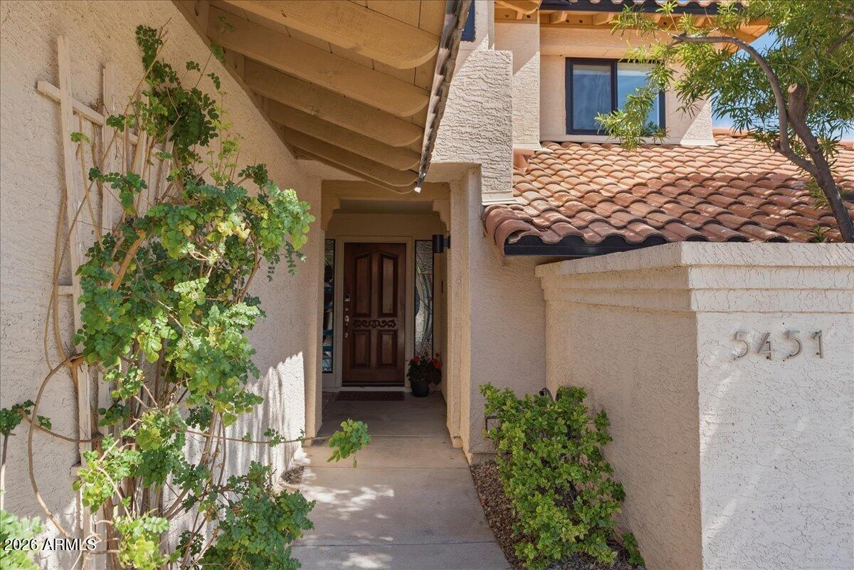 5451 E PIPING ROCK Road