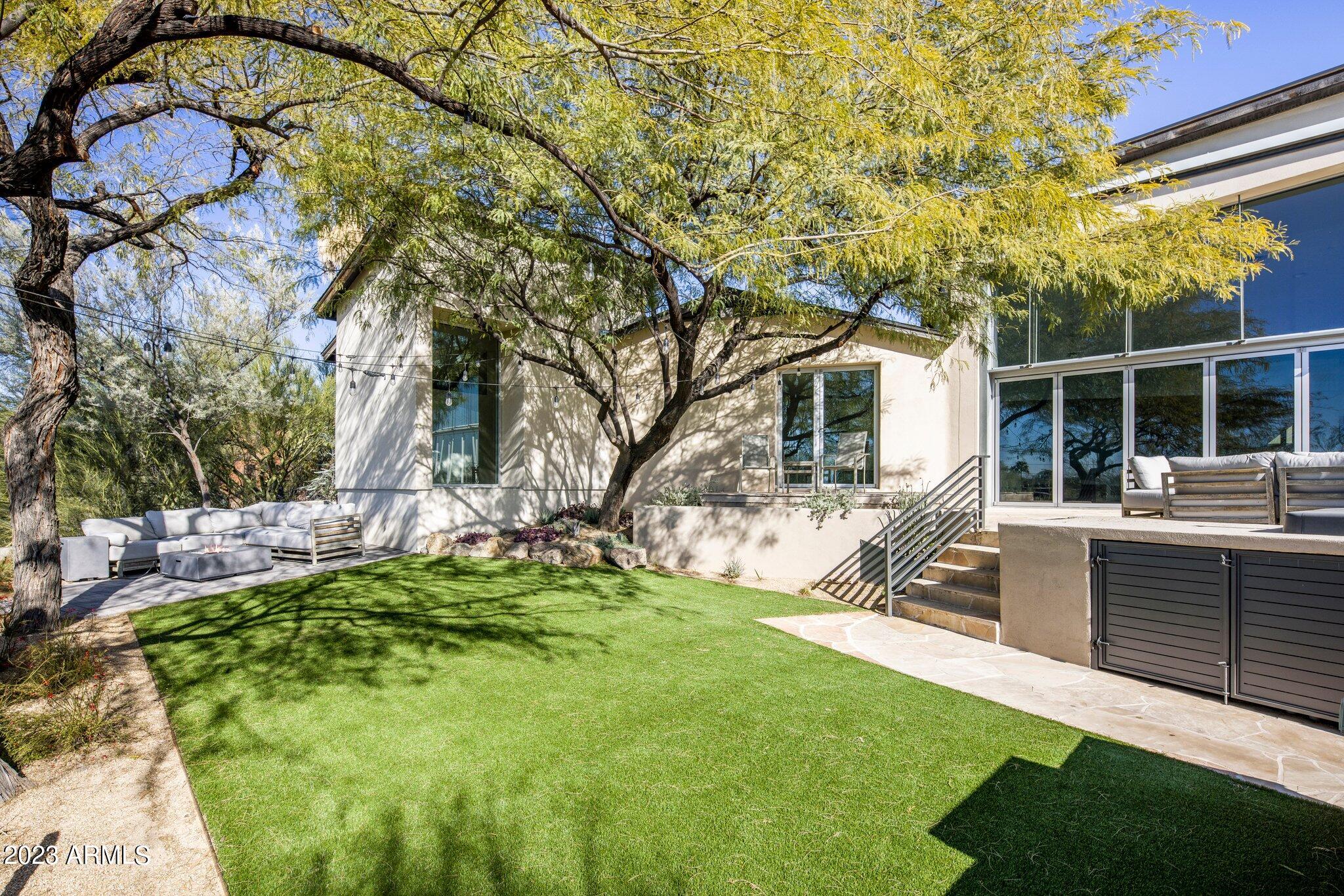 CAMELBACK FOOTHILLS - Residential